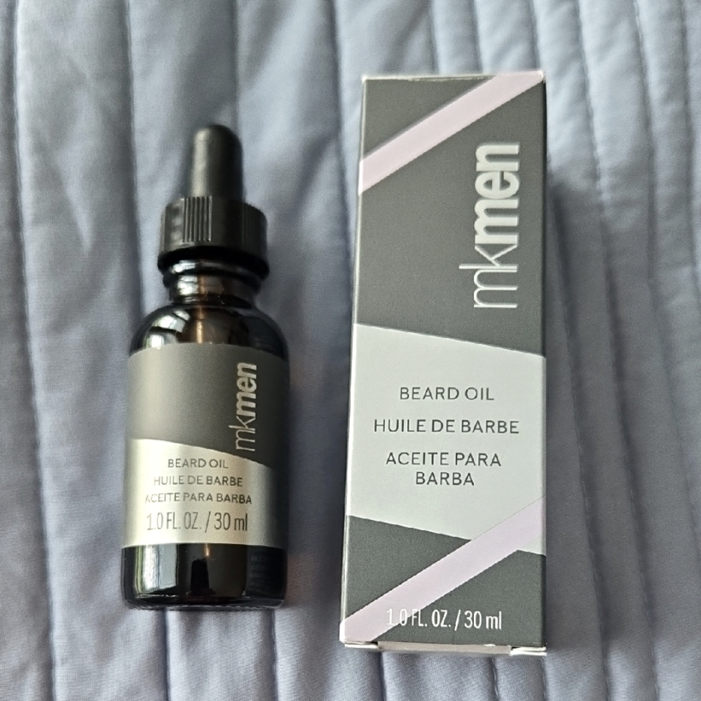 Mary Kay Men Beard‎ Oil - Black and Gray